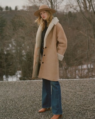NILI LOTAN KNEE LENGTH LENON SHEARLING COAT BEIGE / women’s luxe winter coats / womens luxury designer outerwear