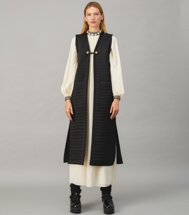 TORY BURCH LONG QUILTED SATIN VEST in Black ~ chic bohemian longline vests ~ beautiful boho inspired sleeveless jackets