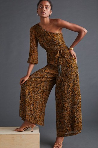 Ollari Paisley One-Shoulder Jumpsuit – asymmetric wide leg jumpsuits – glamorous evening all-in-one clothing