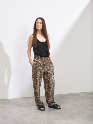 RAEY Leopard-print silk crepe de Chine trousers / women’s brown high rise animal print trousers