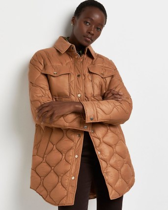 River Island Brown quilted longline shacket – womens padded shackets – women’s on trend shirt jackets