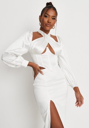 carli bybel x missguided white wrap around halterneck cut out corset top – glamorous cutout tops – going out evening fashion - flipped