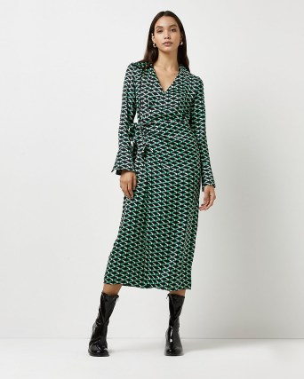 RIVER ISLAND GREEN GEOMETRIC PRINT WRAP DRESS ~ classic vintage inspired side tie dresses ~ geo printed fashion - flipped