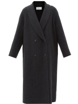 Jennifer Lawrence dark grey longline overcoat, THE ROW Fleur double-breasted wool coat, out in New York City, 21 October 2021 | celebrity street style coats | star winter fashion