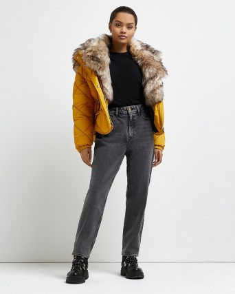 River Island Petite yellow quilted puffer coat – faux fur trimmed hooded coats – womens padded winter outerwear