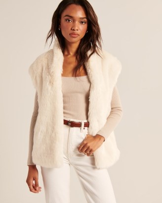 ABERCROMBIE & FITCH Faux Fur Vest in White – luxe style sleeveless jackets – fluffy winter gilet vests
