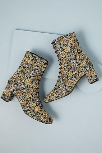 ANTHROPOLOGIE Lace-Up Ankle Boots / floral tapestry-style boots / womens vintage look footwear