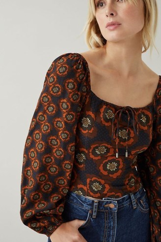 Conditions Apply 70s-Print Corset Blouse in Brown | 1970s style floral prints | puff sleeve fitted bodice blouses | retro printed peasant tops - flipped