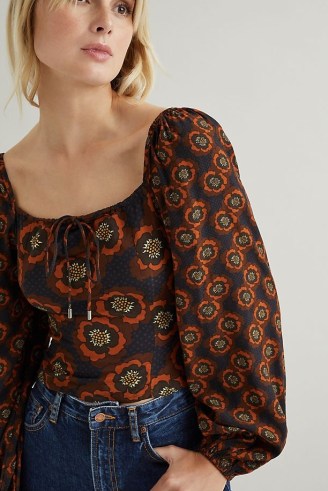 Conditions Apply 70s-Print Corset Blouse in Brown | 1970s style floral prints | puff sleeve fitted bodice blouses | retro printed peasant tops