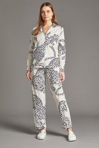Desmond and Dempsey Jaguar-Print Long Pyjama Set – women’s animal print pyjamas – womens organic cotton sleepwear – nightwear sets