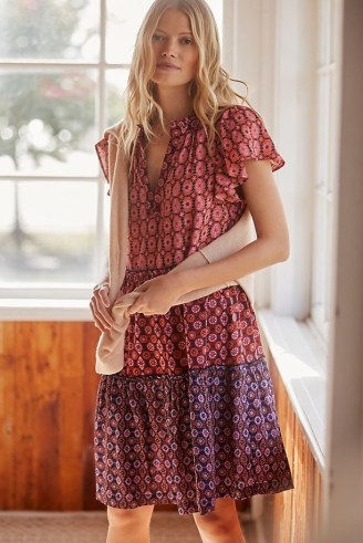 ANTHROPOLOGIE Penrose Tiered Tunic Dress in Raspberry / feminine short sleeve floral dresses