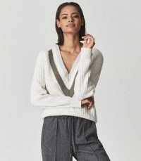Reiss MILEY V NECK CRICKET JUMPER CREAM – womens contrast stripe rib knot jumpers – women’s chunky knitwear
