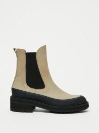 JIGSAW Sidwell Rubber Trek Boot / women’s chunky Chelsea style pull on boots / womens casual on-trend winter footwear