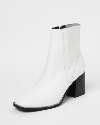 RIVER ISLAND WHITE BLOCK HEELED BOOTS ~ contrast heel side zip boot ~ womens winter footwear - flipped