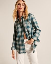 ABERCROMBIE & FITCH Boyfriend Flannel Shirt in Green Plaid / womens casual checked shirts