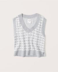 Abercrombie & Fitch Cropped Pattern V-Neck Sweater – womens knitted vest and tank tops – women’s on trend knitwear – layering patterned tanks