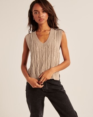 Abercrombie & Fitch Cropped V-Neck Sweater Vest – light brown knitted tanks – side slit cable knit tanks – women’s fashionable knitwear – womens on trend sleeveless vest tops - flipped