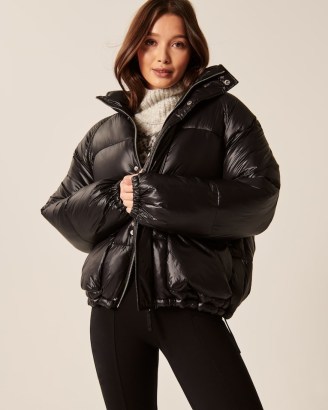 Abercrombie & Fitch Oversized Utility Puffer – womens stylish black puffers – women’s on-trend padded jackets – fashionable winter coats - flipped