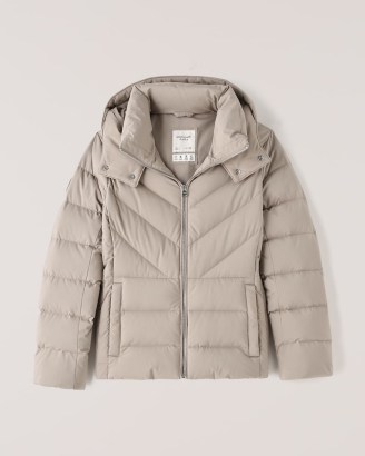 ABERCROMBIE & FITCH Short Stretch Puffer – womens on trend padded winter jackets – women’s casual hooded outerwear - flipped