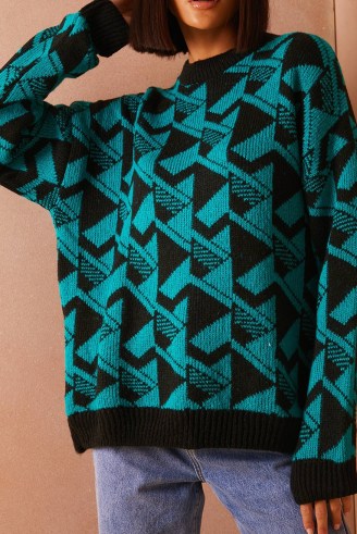LORNA LUXE GREEN ‘BONBON’ GEOMETRIC LAGUNA JUMPER ~ womens geo patterned jumpers ~ celeb-inspired knitwear