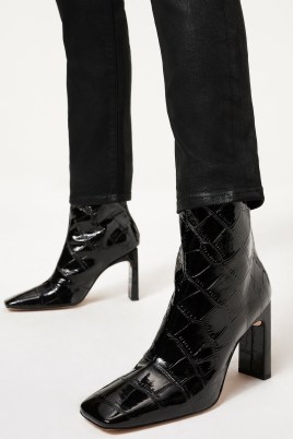 GOOD AMERICAN SQUARE TOE ZIPPER BOOTIE Black001 / croc effect patent leather boots / crocodile print booties - flipped