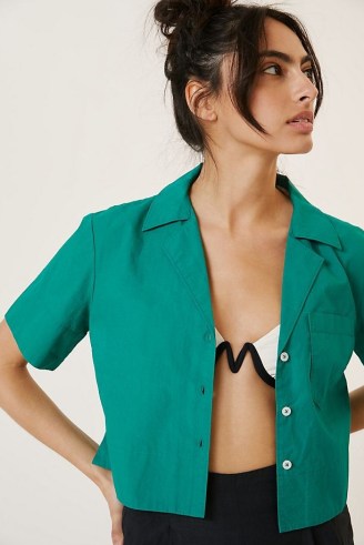 Maeve Poplin Cropped Blouse in Green ~ womens short sleeve crop hem shirts