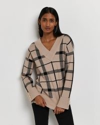River Island BEIGE CHECK PRINT OVERSIZED JUMPER | womens checked V-neck relaxed fit jumpers