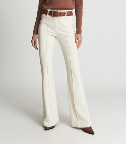 REISS FLORENCE HIGH RISE FLARED TROUSERS CREAM ~ womens chic 70s style flares ~ women’s 1970s vintage inspired fashion