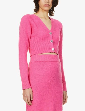 HELMUT LANG Fuzzy cropped cotton-blend cardigan in disco pink – bright crop hem V-neck cardigans