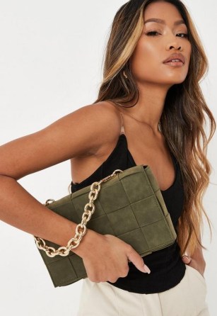 Missguided khaki faux suede weave cassette bag – green woven style chain strap handbags