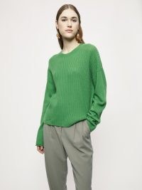 Jigsaw Merino Cashmere Crew Jumper Green | women’s RWS jumpers | womens Responsible Wool Standard knitwear
