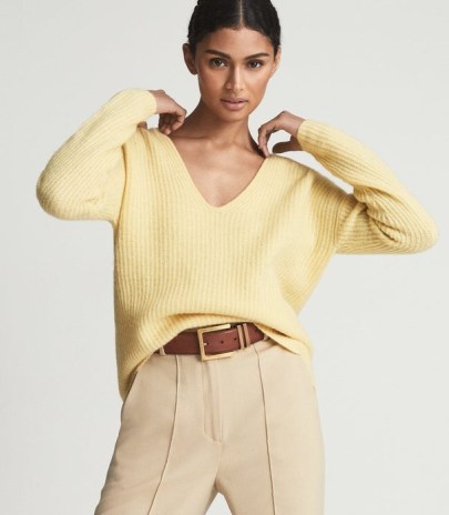 Reiss TRINNY RIBBED CASHMERE BLEND DEEP V JUMPER YELLOW | spring 2022 knitwear