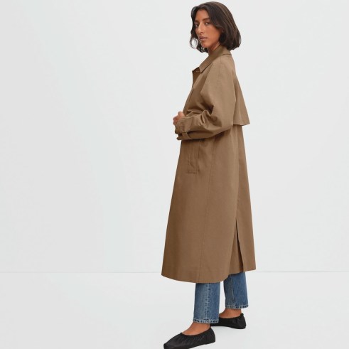 EVERLANE The Long Mac Coat in Toasted Coconut | womens chic brown trench coats | classic macs | women’s stylish outerwear - flipped