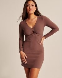 Abercrombie & Fitch Long-Sleeve O-Ring Mini Dress Terracotta Red – stretch crepe fabric fashion – front cut out dresses