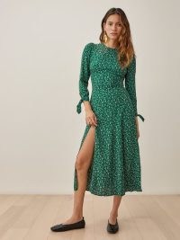 REFORMATION Zia Dress in Rosemarie ~ green floral side slit midi dresses