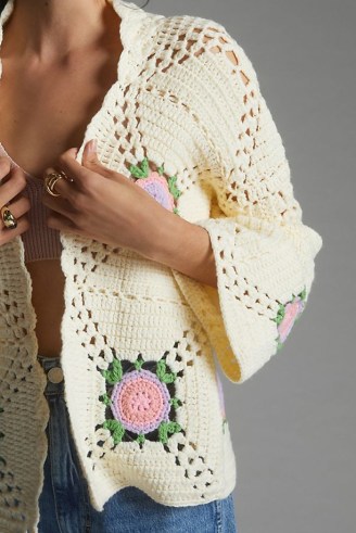 ANTHROPOLOGIE Floral Crochet Cardigan ~ women’s cream flower patterned open front cardigans