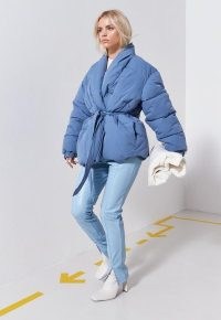 MISSGUIDED blue belted puffer coat ~ padded tie waist duvet style coats ~ on-trend outerwear