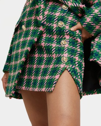 RIVER ISLAND GREEN CHECKED BOUCLE MINI SKIRT ~ checked tweed style split hem skirts