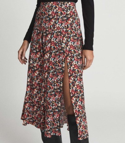 REISS KATIE PRINTED SLIP MIDI SKIRT BLACK PRINT / feminine floral split hem skirts