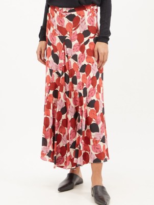 RAEY Godet-pleat falling leaves print silk skirt | pink leaf print front draped skirts | fashion with movement | drapy | floaty hem - flipped