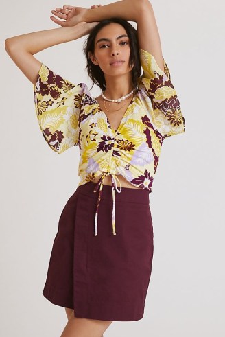 Maeve Cinched Flutter-Sleeve Top Yellow Motif / floral cropped front ruched angel sleeved tops / crop hem clothing - flipped