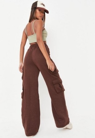 MISSGUIDED brown quilted pocket detail cargo joggers ~ women’s wode leg utility style jogging bottoms - flipped