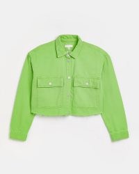 RIVER ISLAND GREEN CROPPED DENIM SHACKET | women’s crop hem shackets | bright on-trend shirt jackets