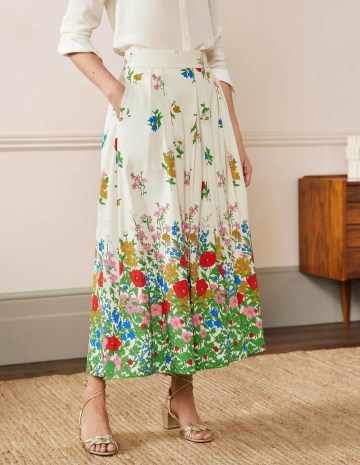 Boden Scarlett Printed Midi Skirt Ivory Garden Blooms / women’s floral fit and flare summer skirts - flipped