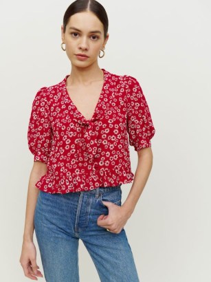 Reformation Sloane Top in Jenna | women’s red floral puff sleeve ruffle hem tops | womens vintage style peplum blouses