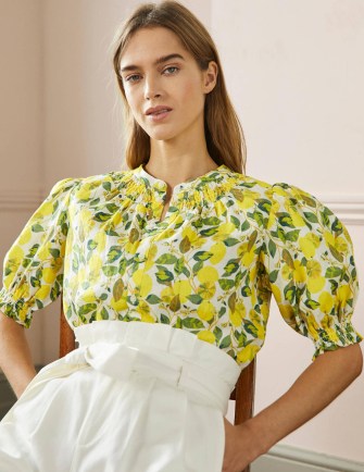 Boden Smocked Short Sleeve Blouse Ivory Lemon Vine / fruit print puff sleeved blouses / women’s linen tops - flipped