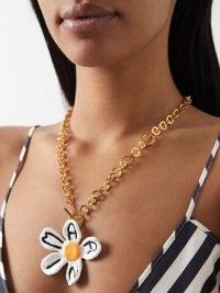 MARNI Daisy-logo chain necklace – womens chunky gold tone floral pendant necklaces – women’s designer fashion jewellery
