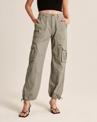 ABERCROMBIE & FITCH 90s Baggy Cargo Pants ~ women’s casual green side pocket trousers ~ womens utility fashion ~ tie cuffed hem detail