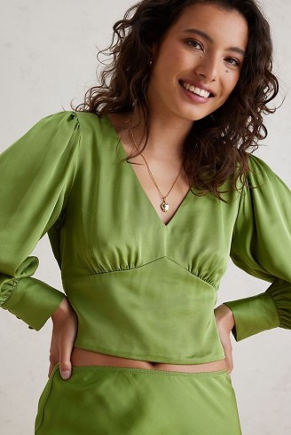 ANTHROPOLOGIE Satin Cropped Blouse ~ open back crop hem blouses