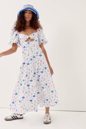 For Love & Lemons Lexy Maxi Dress / floral puff sleeve dresses / front cut out summer fashion - flipped